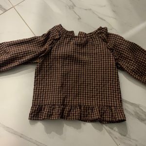 Zara girls gingham blouse, size 3-4